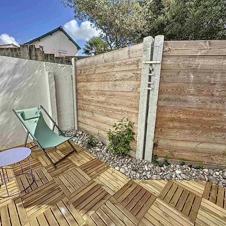 La Pinede 350m De La Hébergement de vacances *